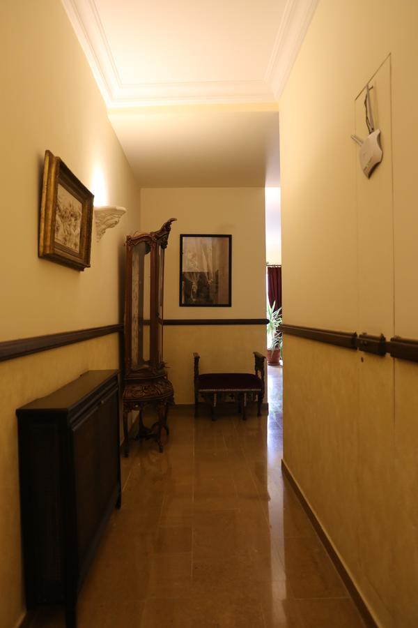 בורומאנה Quartier Suisse Hotel מראה חיצוני תמונה